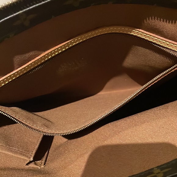Louis Vuitton Cabas Mezzo bag - Picture 4 of 9